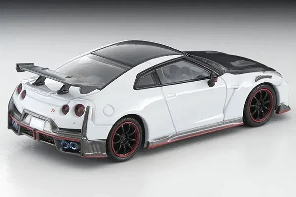 2024 Nissan GT-R Nismo Special Edition 2024 model White: No Package: Image 3