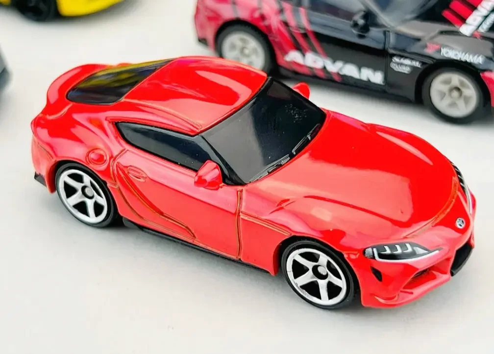 2025 2023 Toyota GR Supra Red: No Package: Image 2