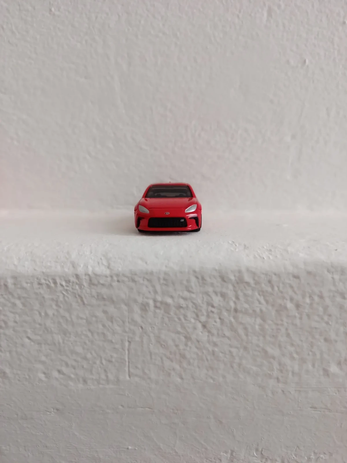2021 Toyota GR86 Red: No Package: Image 6