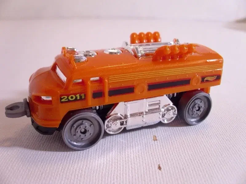 2010 Rocky Mountain Rail Orange: No Package: Image 2