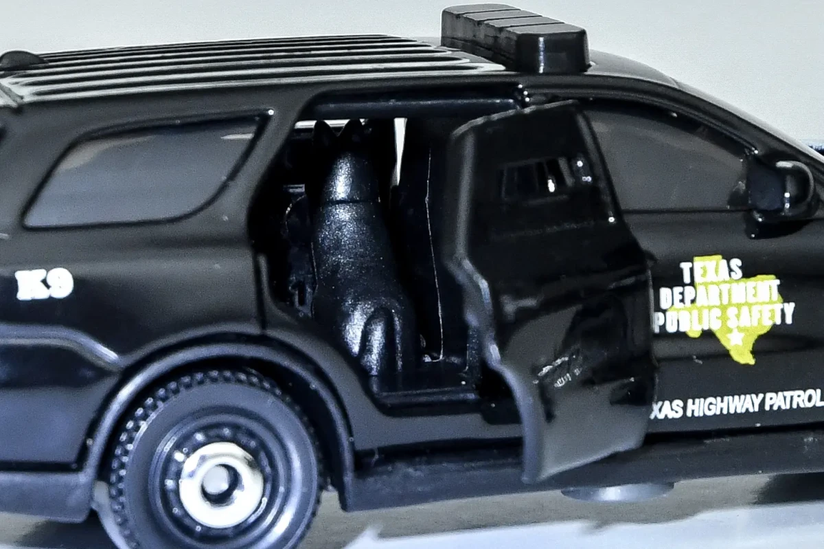 2026 2018 Dodge Durango Black: No Package: Image 5