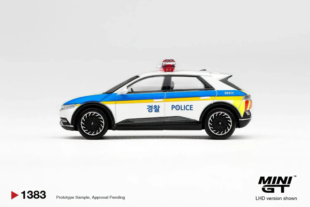 2026 Hyundai Ioniq 5 Police Car White: No Package: Image 2