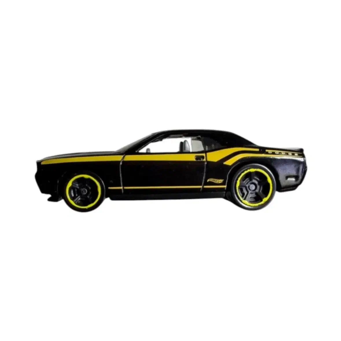 2020 08 Dodge Challenger SRT8 Black: No Package: Image 2