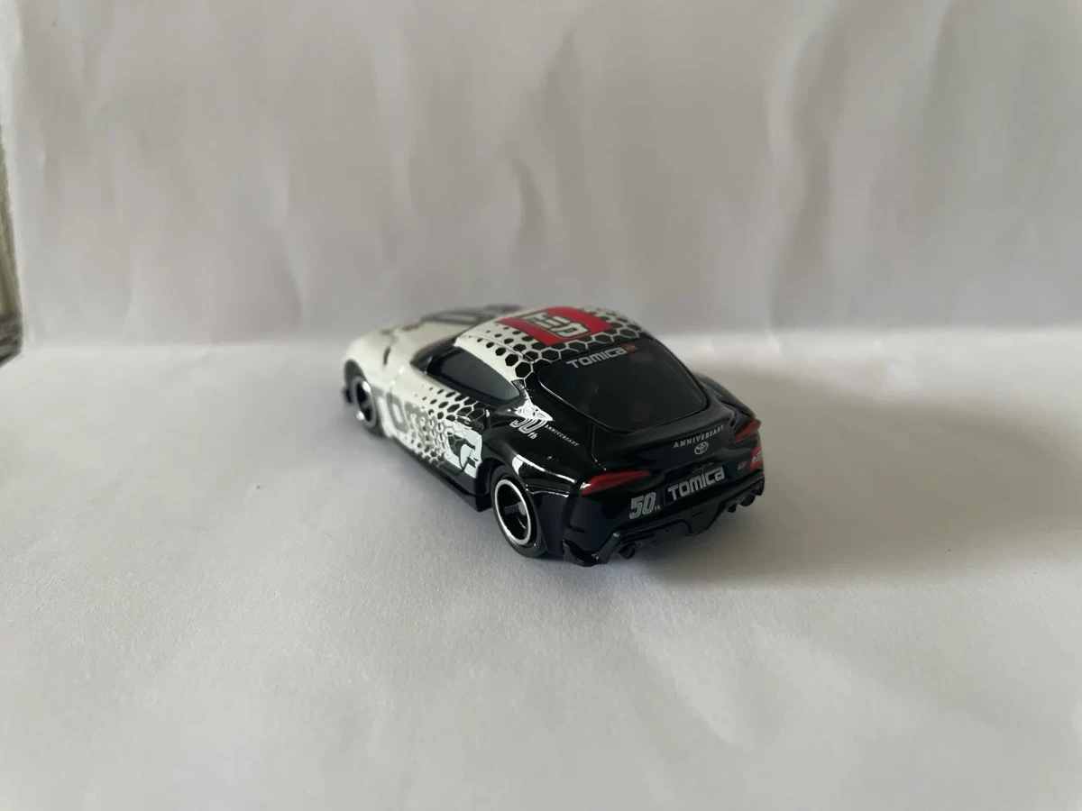 2020 Toyota GR Supra White: No Package: Image 4