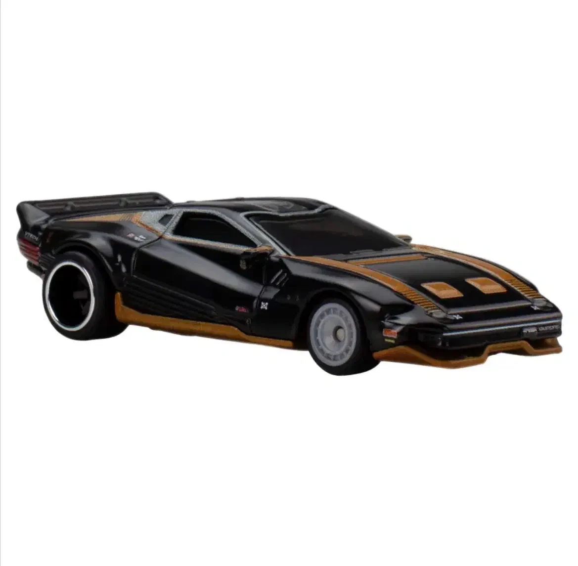 2025 Quadra Turbo-R V-Tech Black: No Package: Image 2