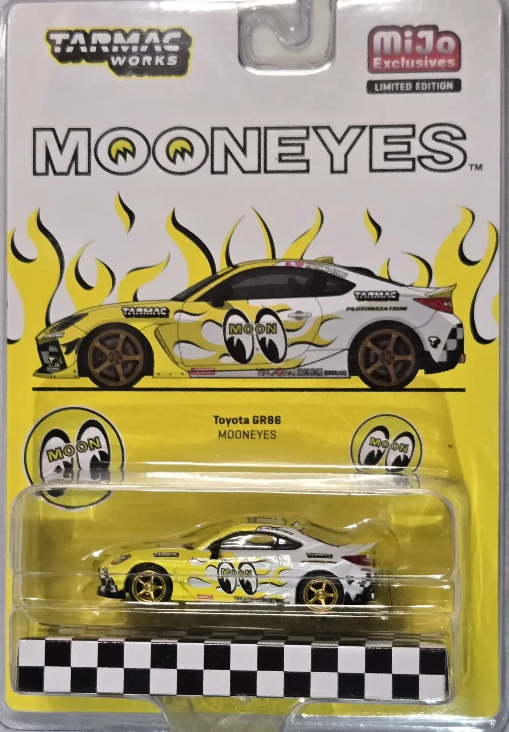 2026 Mooneyes Toyota GR86 Yellow: Blister: Image 2