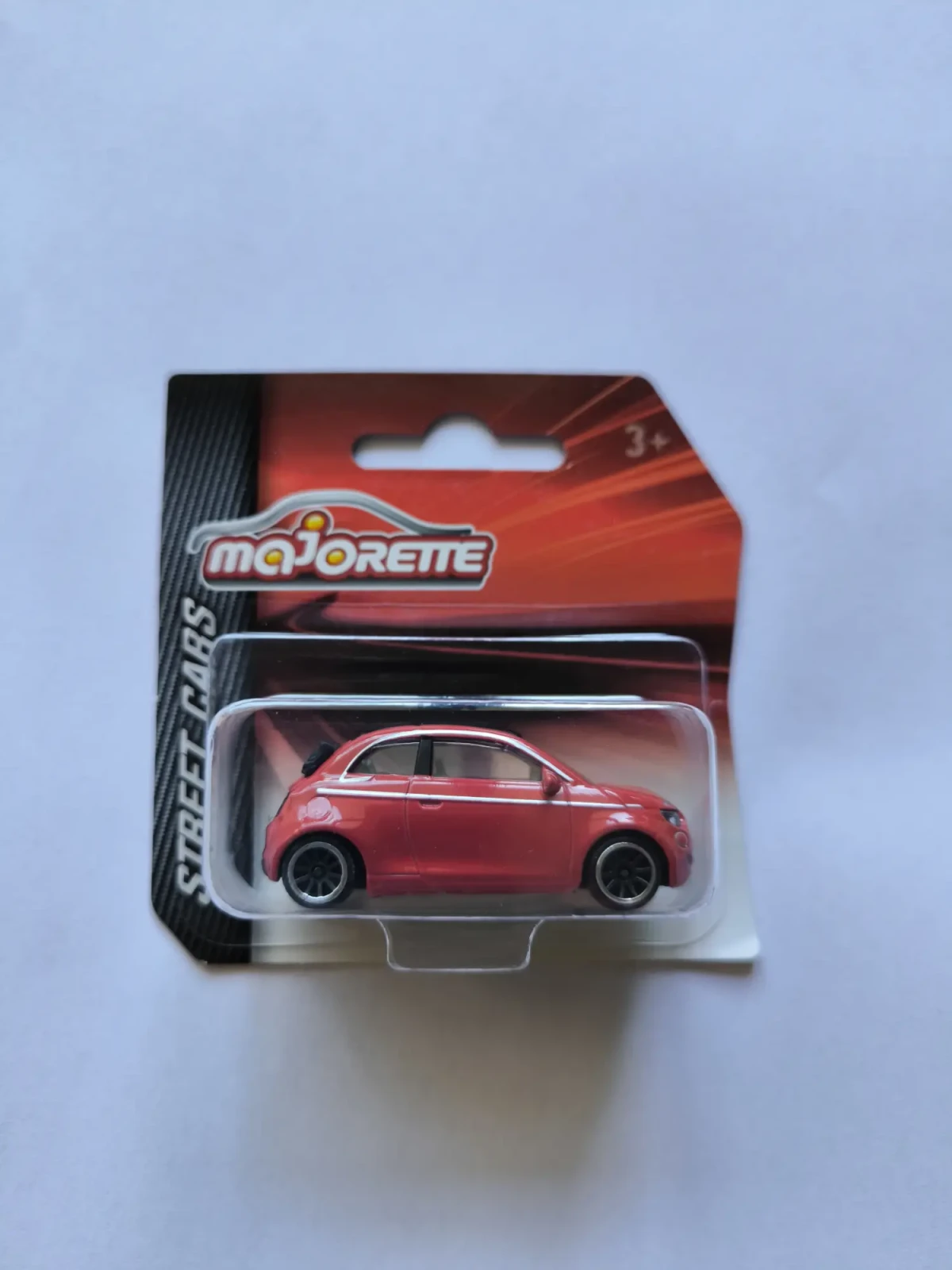 2023 Fiat 500 Icon Red: Blister: Image 2