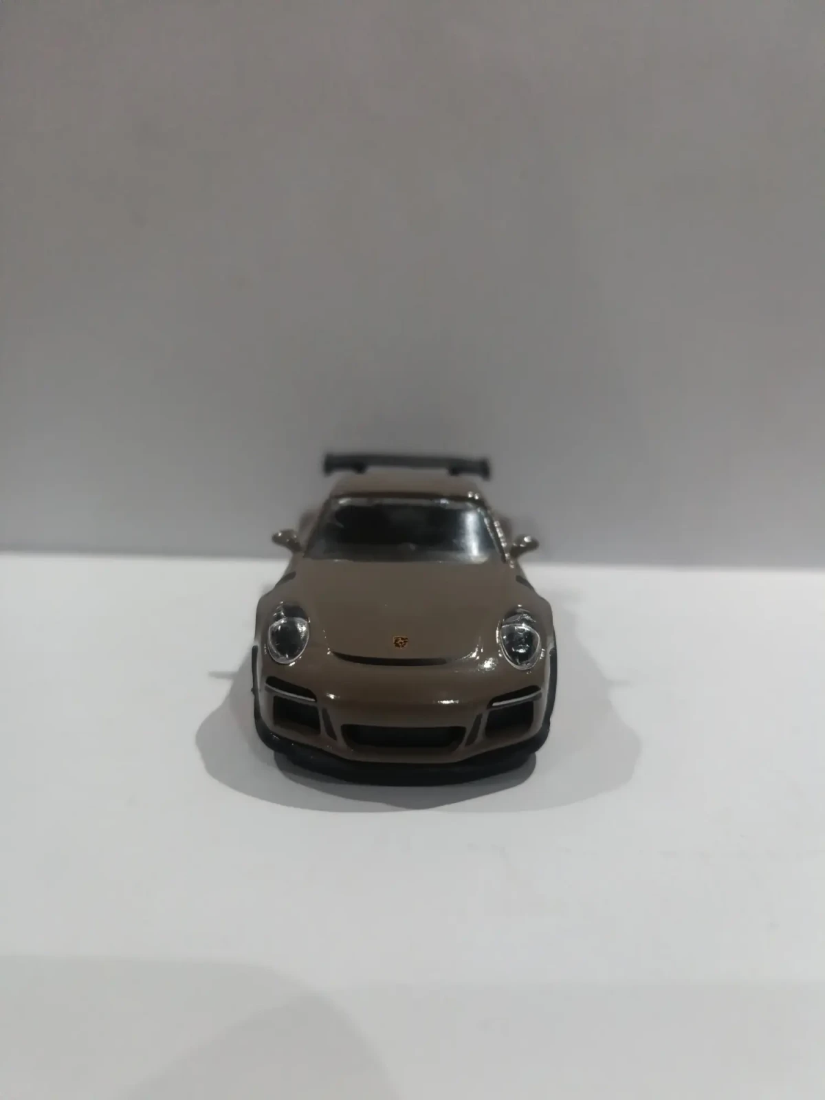 2024 Porsche 911 GT3 rs Brown: No Package: Image 8