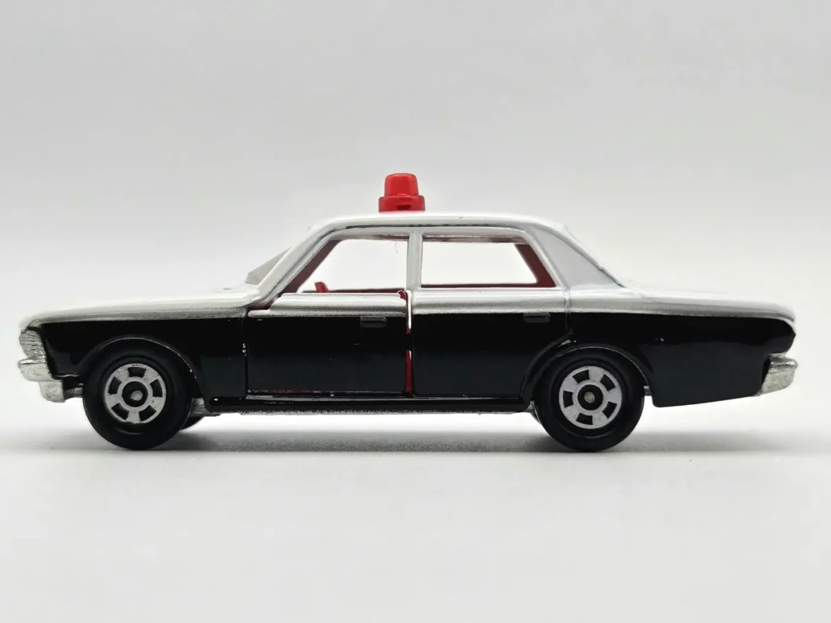 1997 Crown Patrol Car Black: No Package: Image 3
