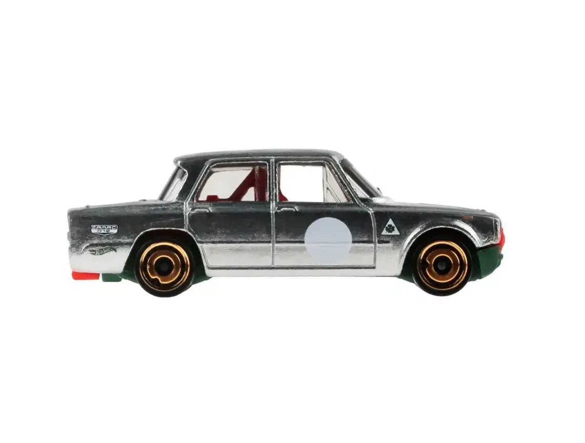 2026 Alfa Romeo Giulia Ti Super ZAMAC: No Package: Image 4
