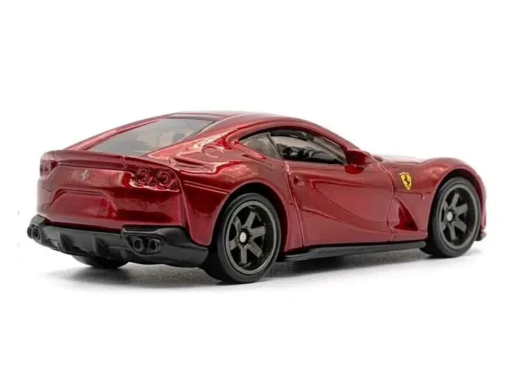 2027 Ferrari 812 Superfast Ruby Red: No Package: Image 3