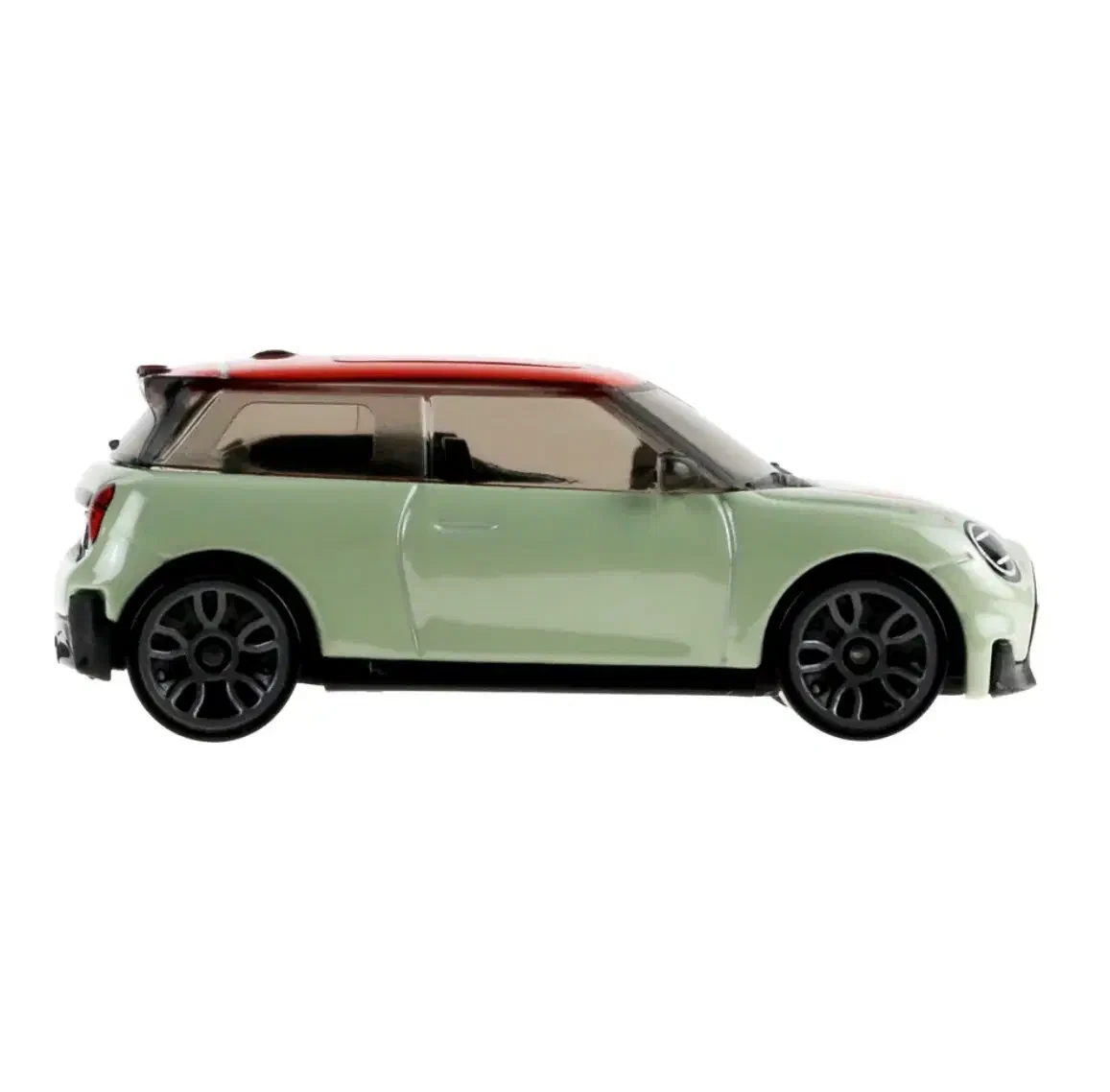 2026 Mini JCW Electric Green: No Package: Image 4