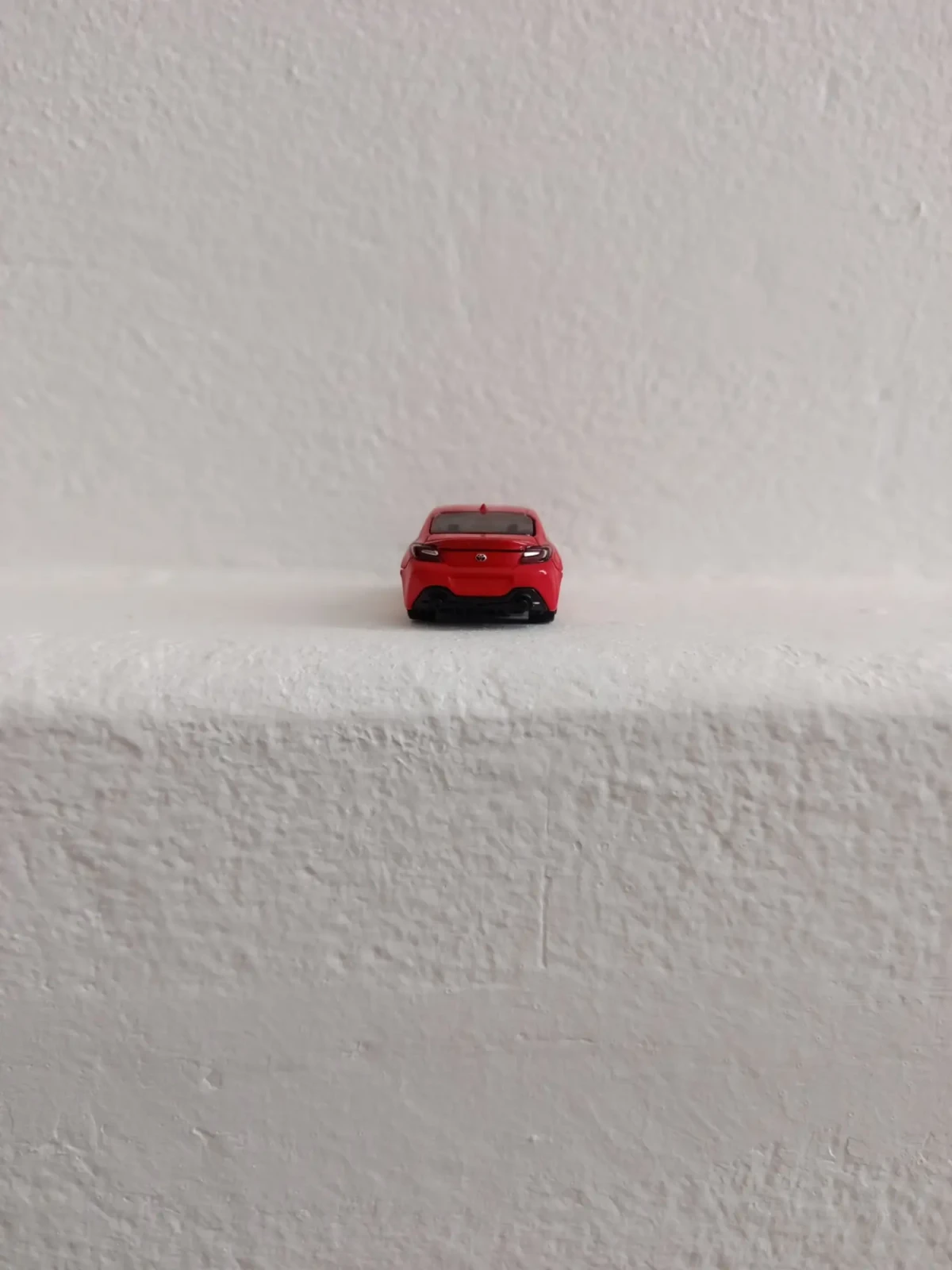 2021 Toyota GR86 Red: No Package: Image 7