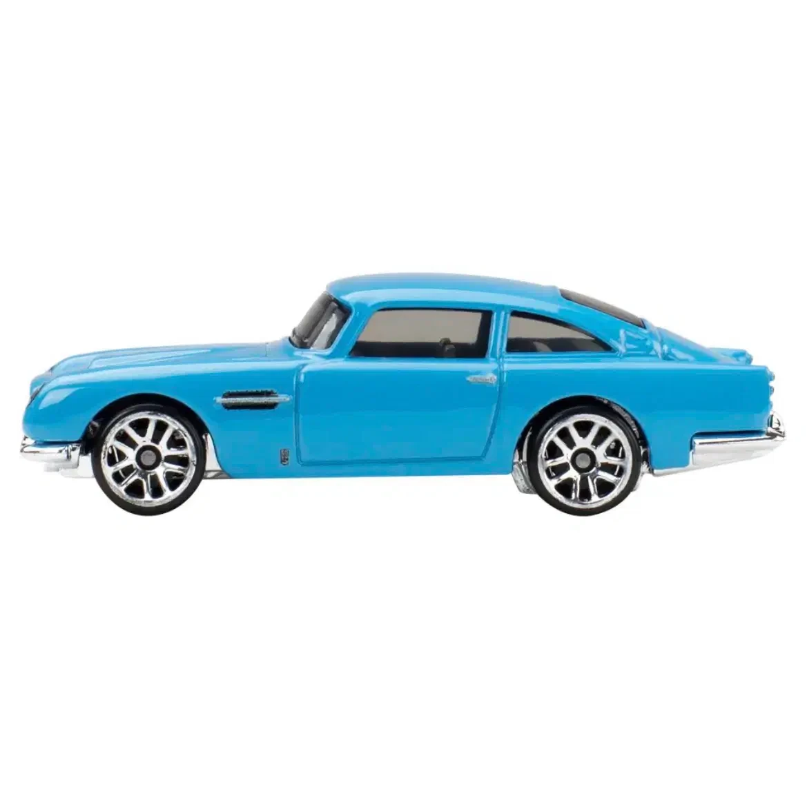 2026 Aston Martin 1963 DB5 Blue: No Package: Image 3