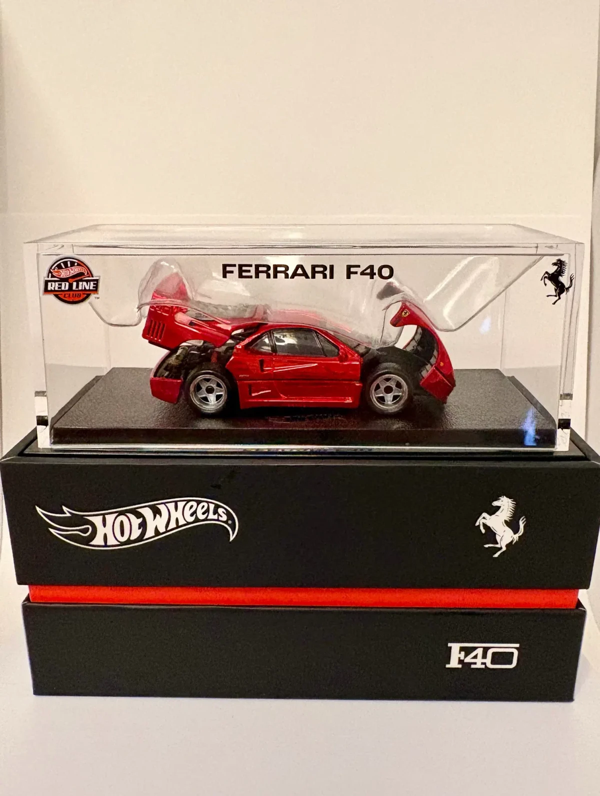 2026 Ferrari F40 Red: No Package: Image 25