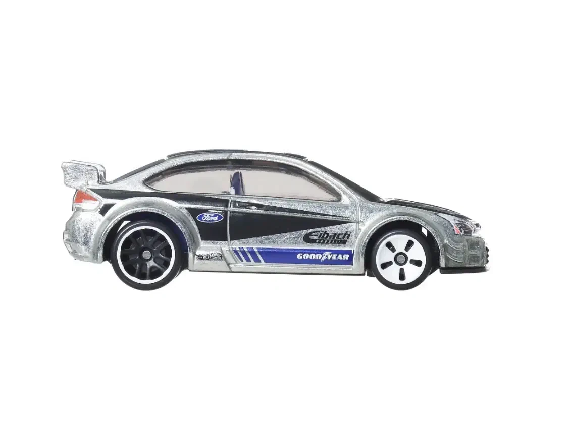 2025 08 Ford Focus ZAMAC: No Package: Image 3
