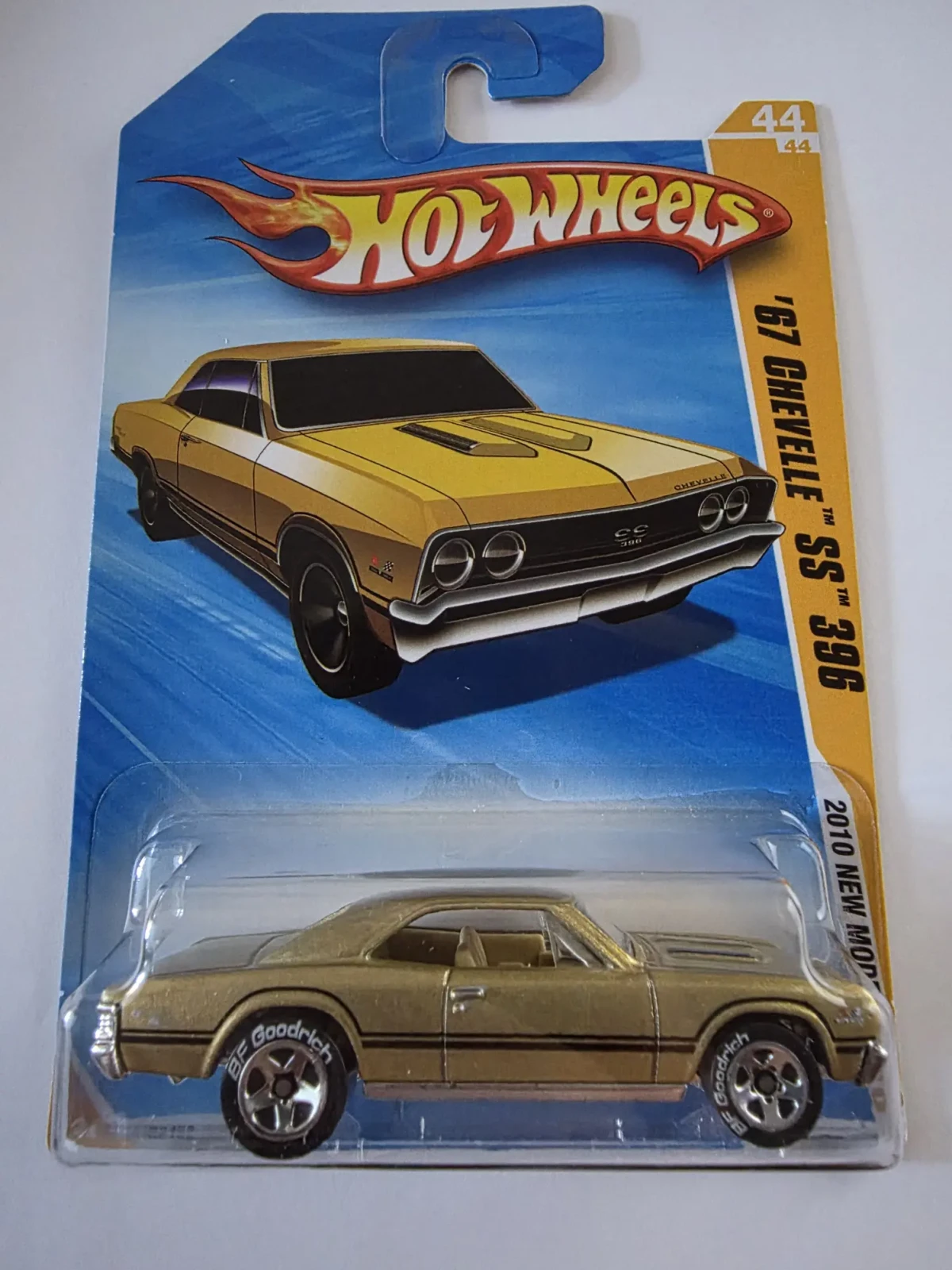2010 67 Chevelle SS 396 Gold: Long (US): Image 3