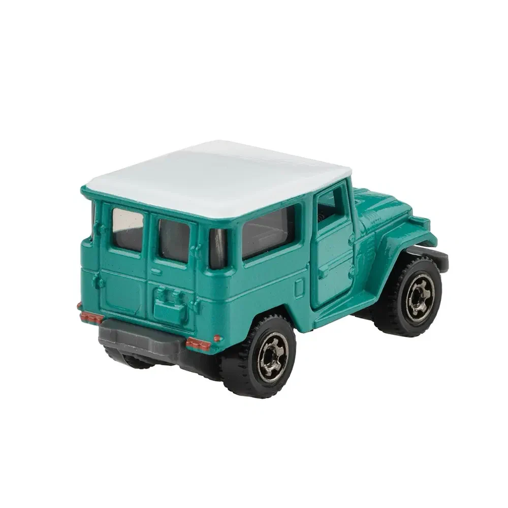 2023 Toyota Land Cruiser FJ40: No Package: Image 2