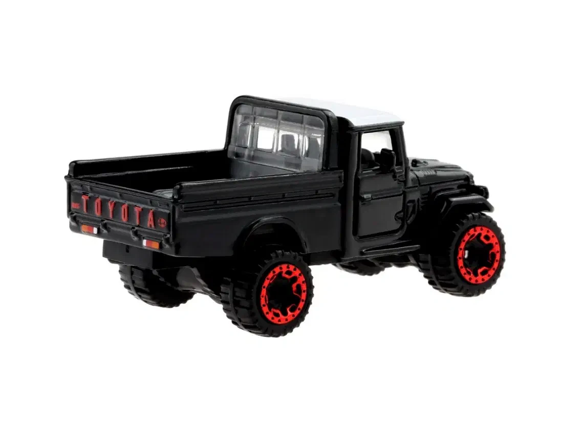 2021 Toyota Land Cruiser Black: No Package: Image 4