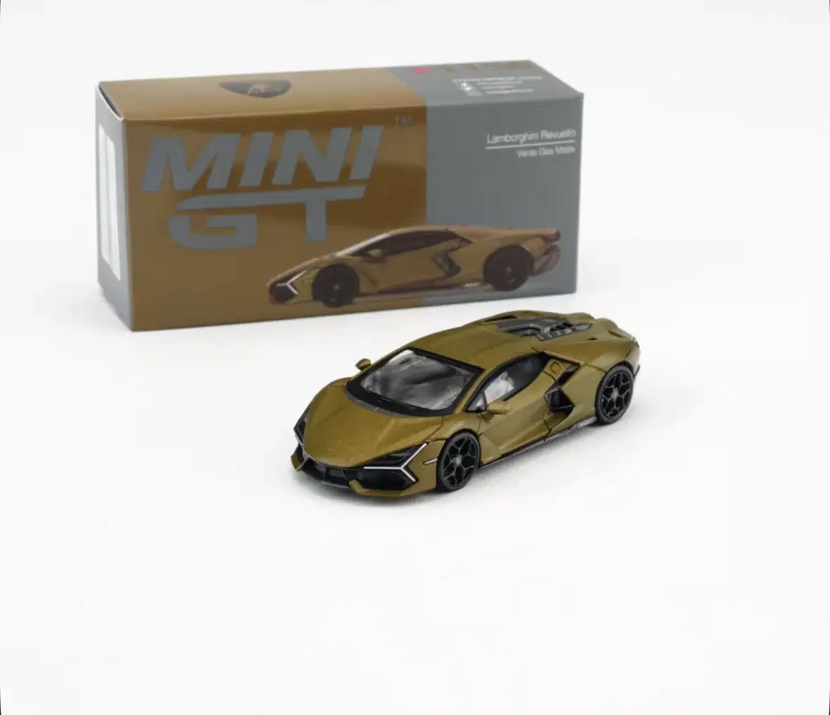2026 Lamborghini Revuelto Green: Box: Image 3