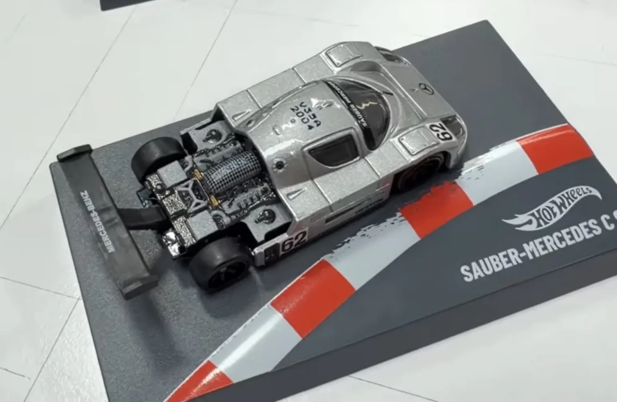 2027 Sauber-Mercedes C9 Silver: No Package: Image 4
