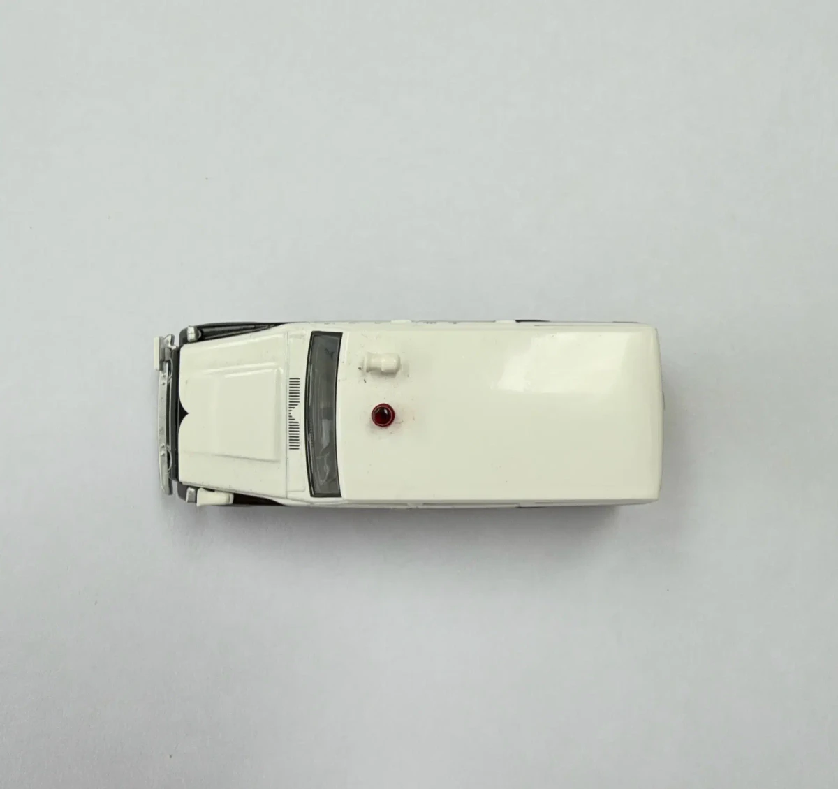 2010 Toyota Land Cruiser FJ56V Type White: No Package: Image 6