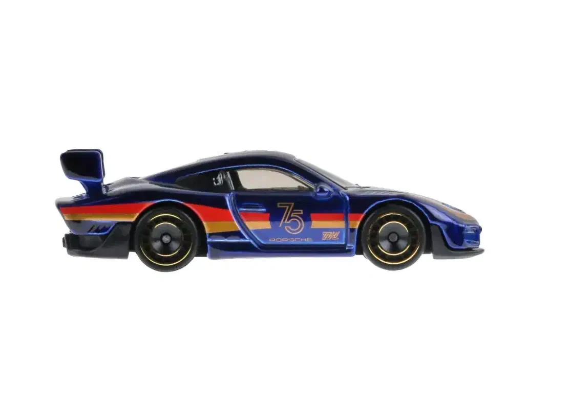 2023 Porsche 935 Blue: No Package: Image 6