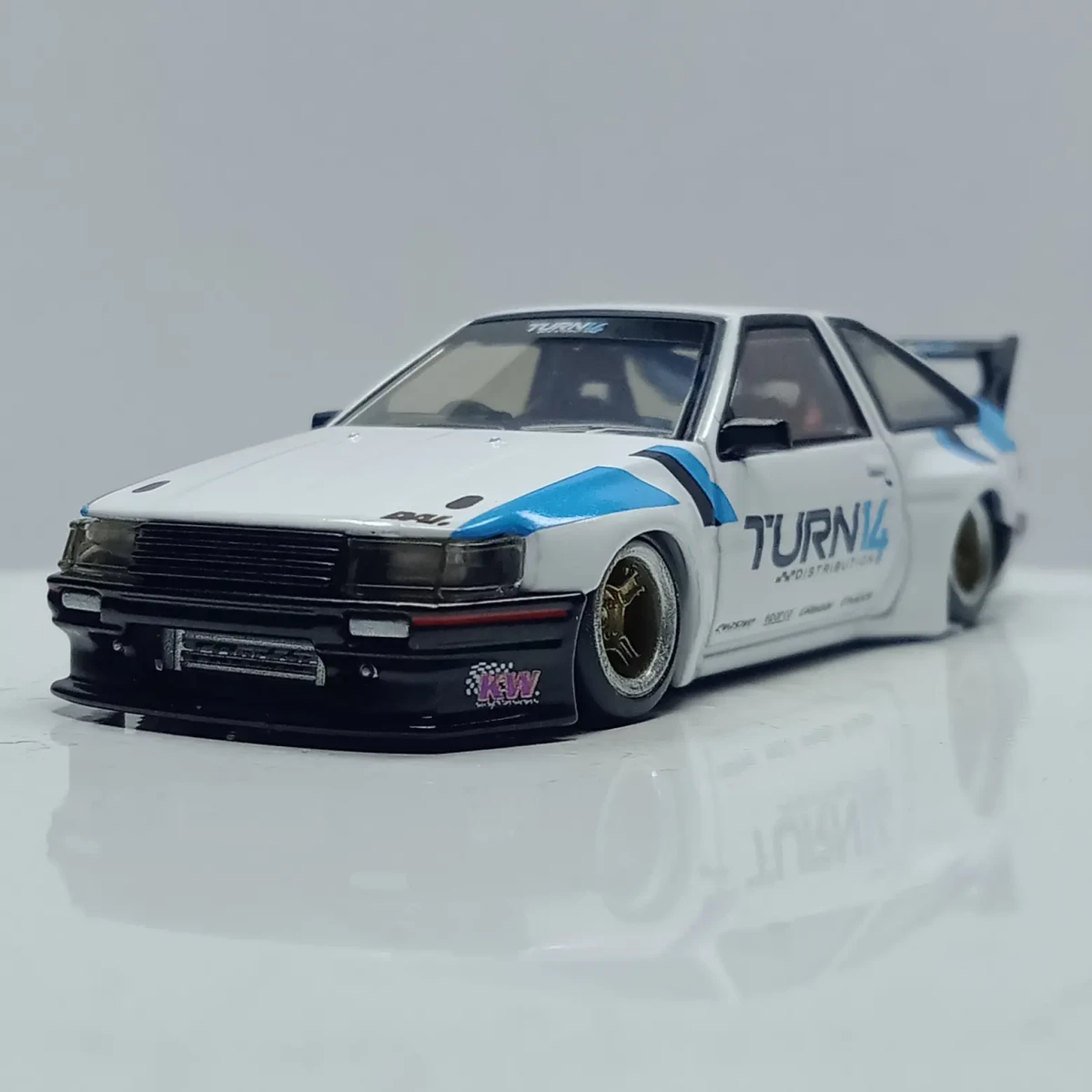 2025 Toyota Corolla Levin (AE86) Custom White: No Package: Image 9