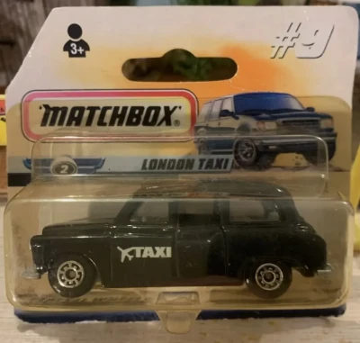 Carbodies Taxi FX4R
