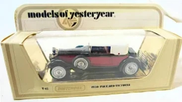 1930 Packard Victoria