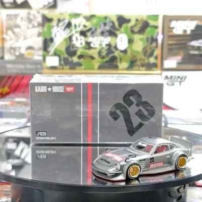 Datsun Fairlady Z Motul V1