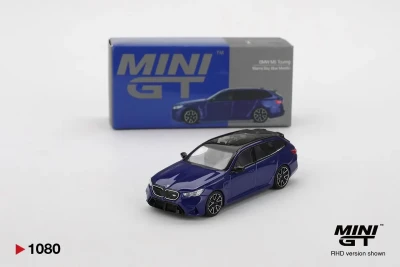 BMW M5 Touring (G99) Marina Bay Blue Metallic