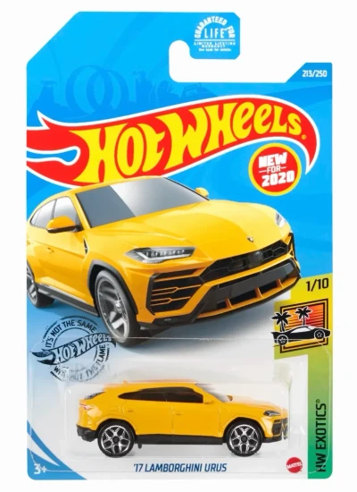 17 Lamborghini Urus