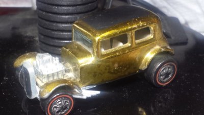 Classic '32 Ford Vicky