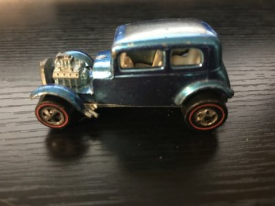 Classic '32 Ford Vicky
