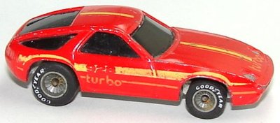 Porsche 928