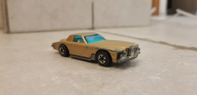 Stutz Blackhawk