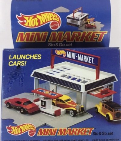 Mini Market (Non-Getty)