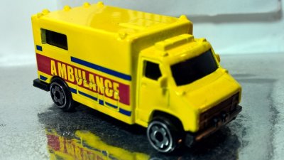 Ambulance - Micro