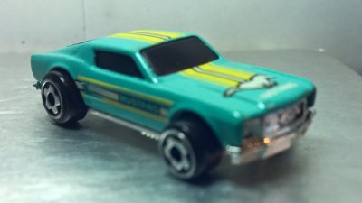 Ford Mustang - Micro