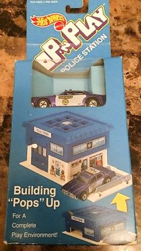 Pop 'N Play Police Station With Sheriff's Car