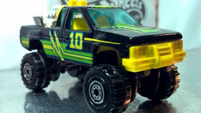 Nissan Hardbody