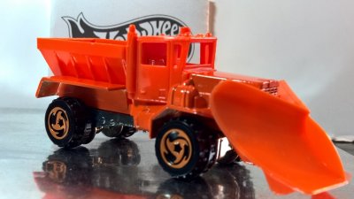 Oshkosh Snow Plow