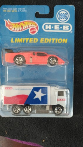 H-E-B Limited Edition 2-Pack
