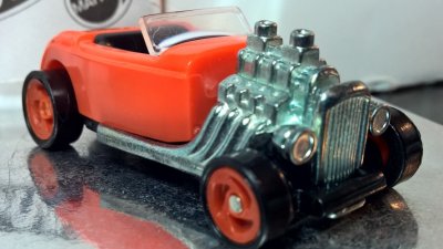 Roadster - Hot Hubs
