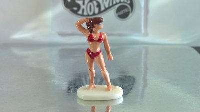 Action Figure - Brunette Beach Girl