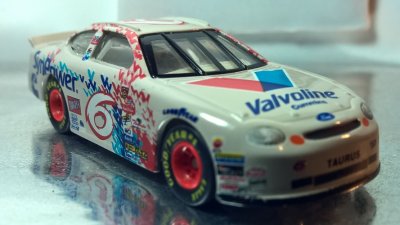 #6 Ford Taurus