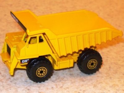 CAT Dump Truck