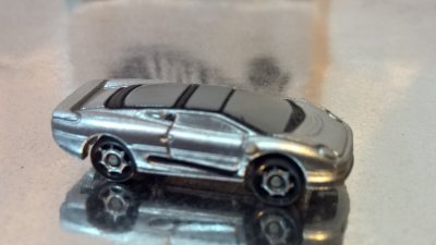 Jaguar XJ220