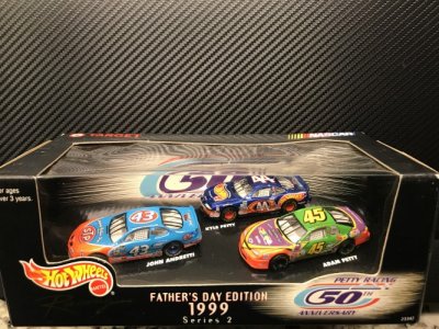Petty Racing Father's Day Edition Set